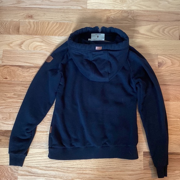 Wanakome Hera Hoodie - Picture 2 of 2